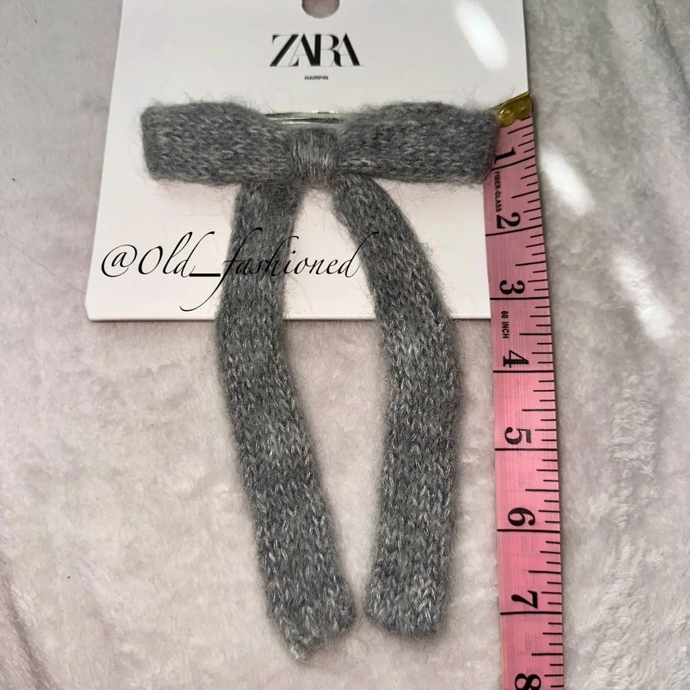 ZARA Wool + Alpaca Blend Hair Clip